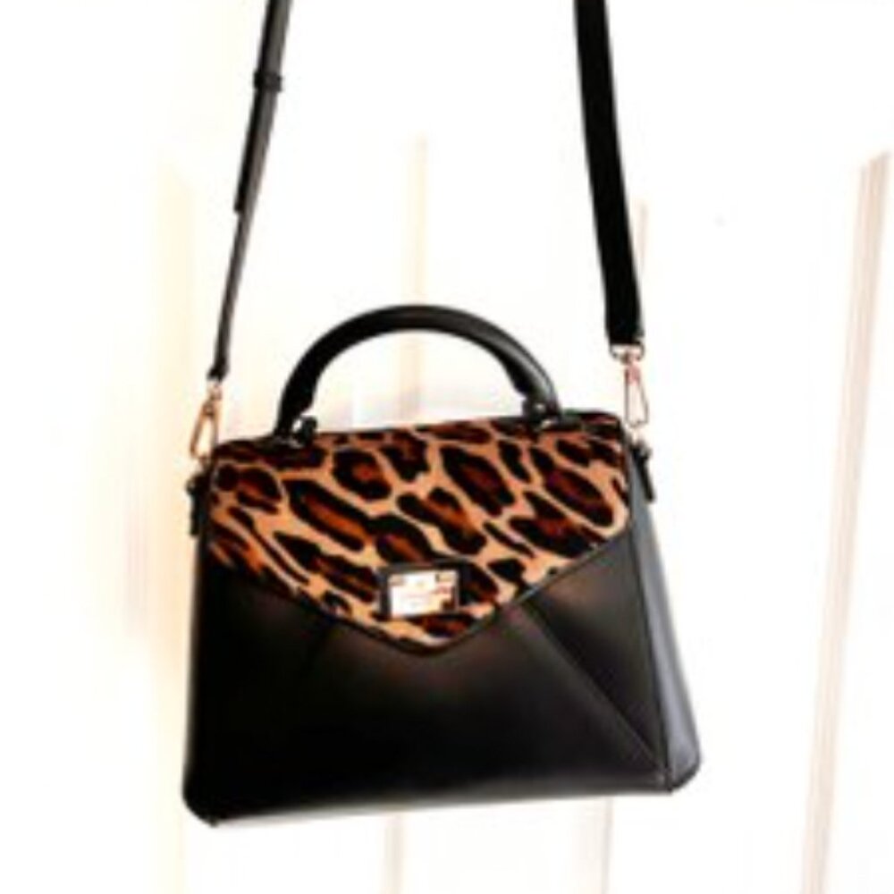 Kate Spade black leather leapard print handbag